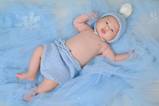 广安三个月宝宝挠耳朵 广安三个月宝宝挠耳朵